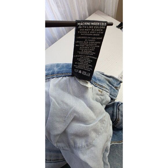 Celebrity Pink Distressed Skinny Jeans Size 13 - Picture 7 of 9